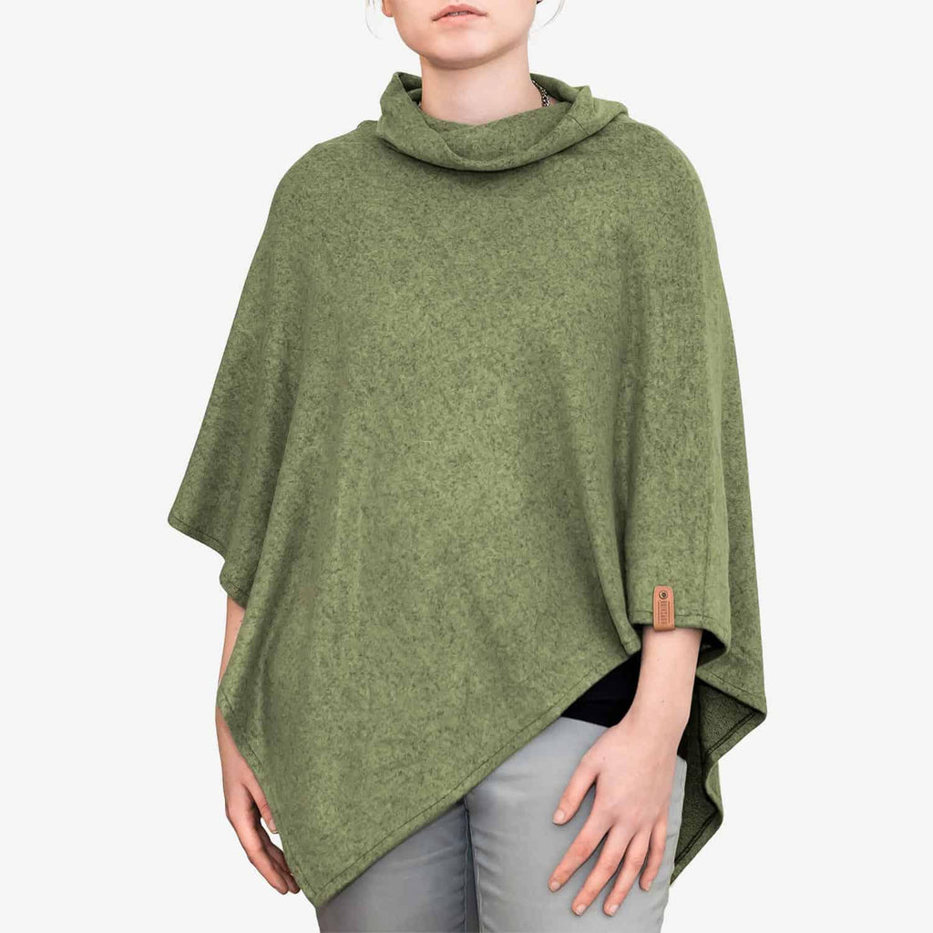 Handgenähter Poncho mit Lederetikett - HARZKIND - Der Shop